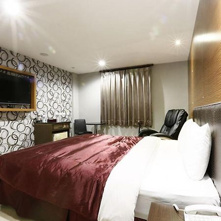 Hua Xiang Motel - Arena 高雄市 エクステリア 写真