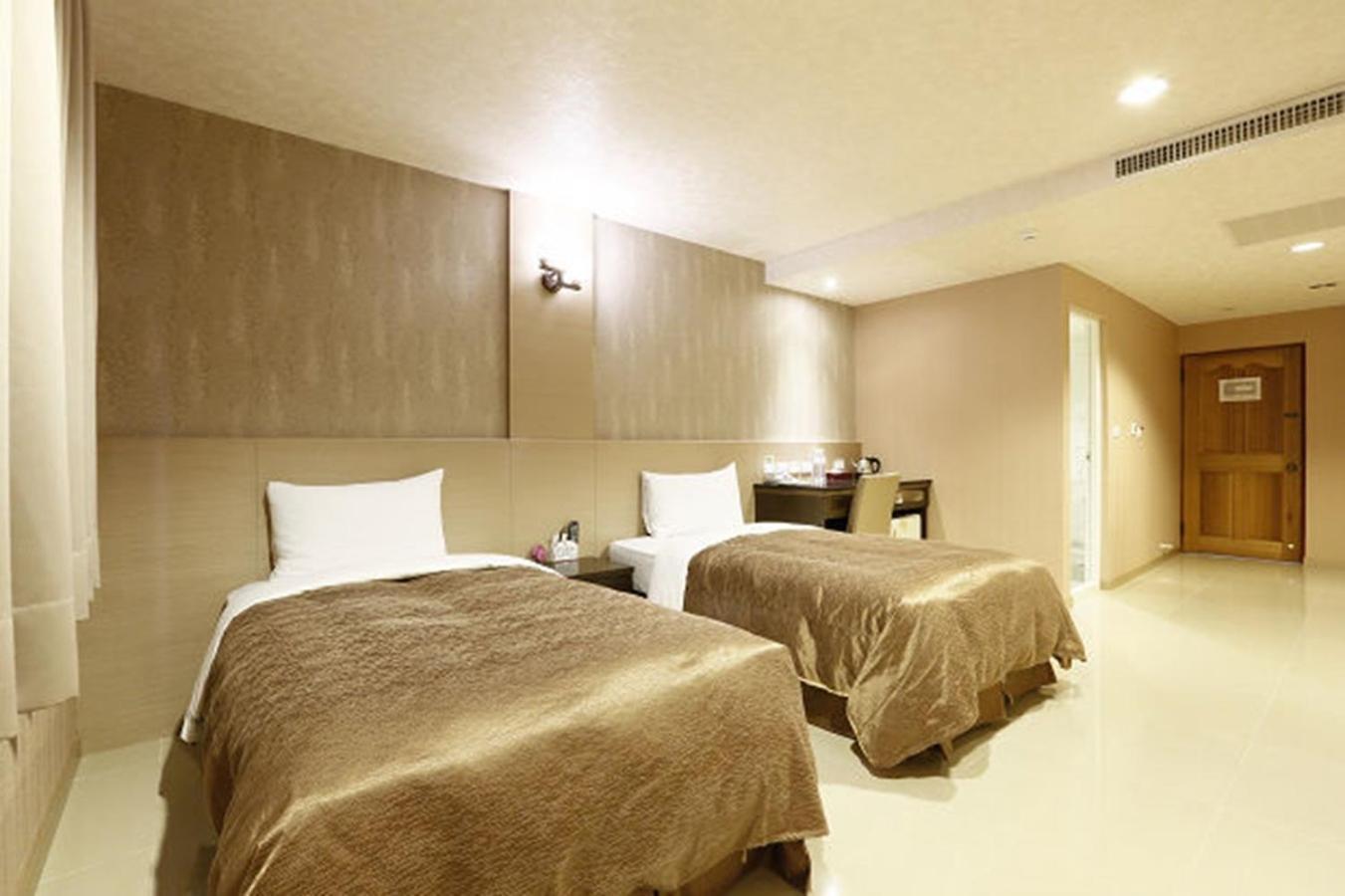 Hua Xiang Motel - Arena 高雄市 エクステリア 写真