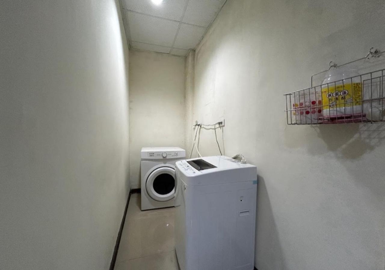Hua Xiang Motel - Arena 高雄市 エクステリア 写真