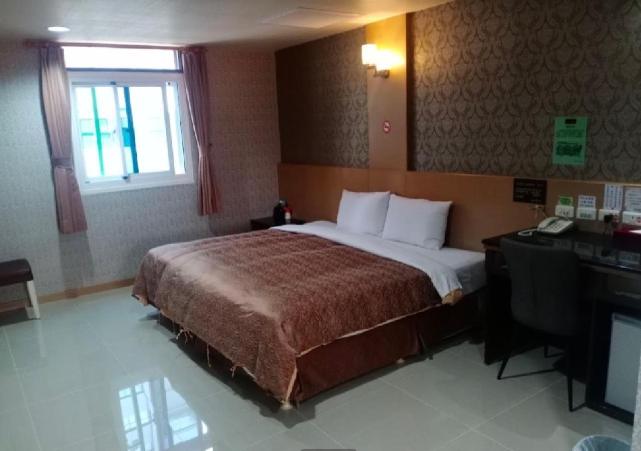 Hua Xiang Motel - Arena 高雄市 エクステリア 写真
