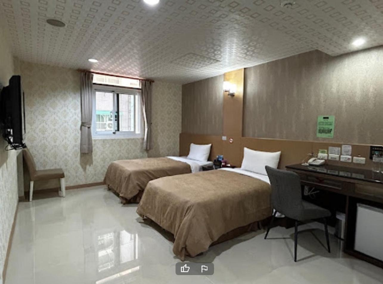 Hua Xiang Motel - Arena 高雄市 エクステリア 写真