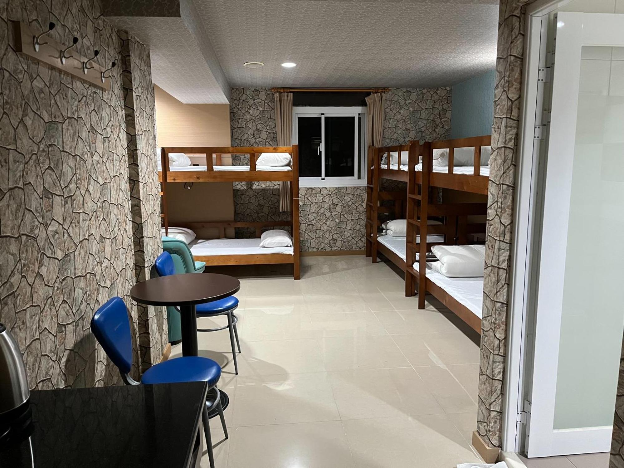 Hua Xiang Motel - Arena 高雄市 エクステリア 写真