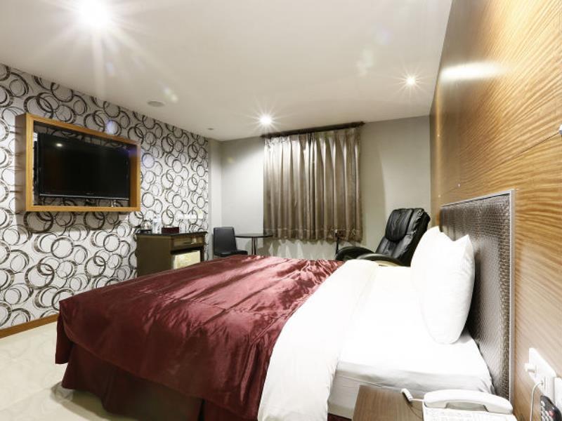 Hua Xiang Motel - Arena 高雄市 エクステリア 写真